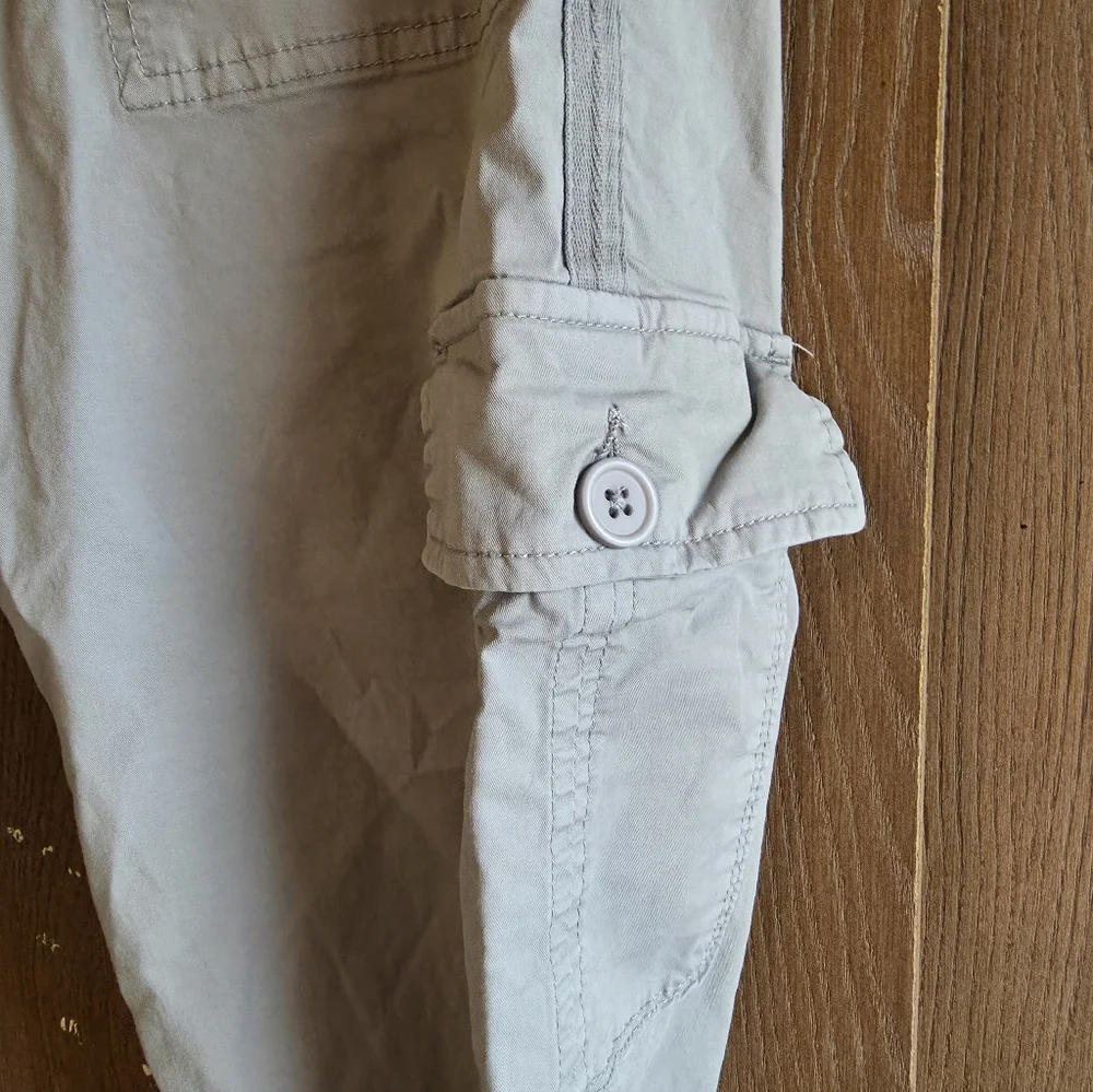 Women's Stylish Grayish Green Cargo Joggers - Picture 2 of 3